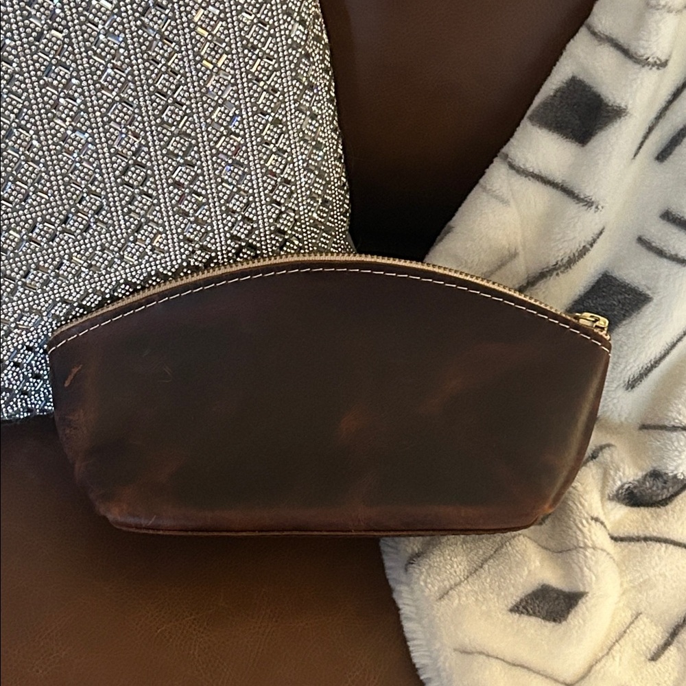 Portland Leather Brown Eclipse Cosmetic Bag
